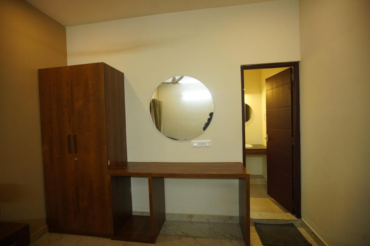 Hotel Psy Mettuppālaiyam Dış mekan fotoğraf